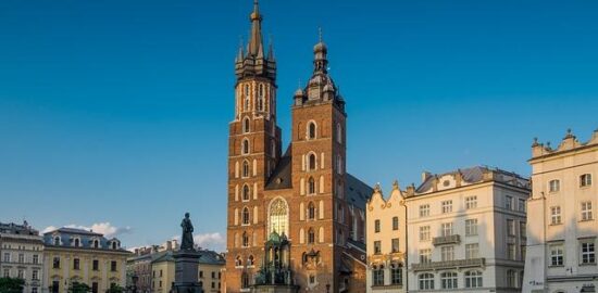 Polsko: Informative průvodce kulturou a historií