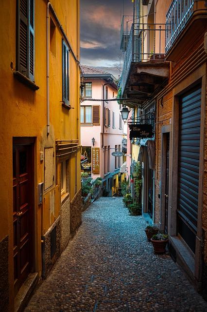 Itálie: Informative článek

(Italy: Informative Article)